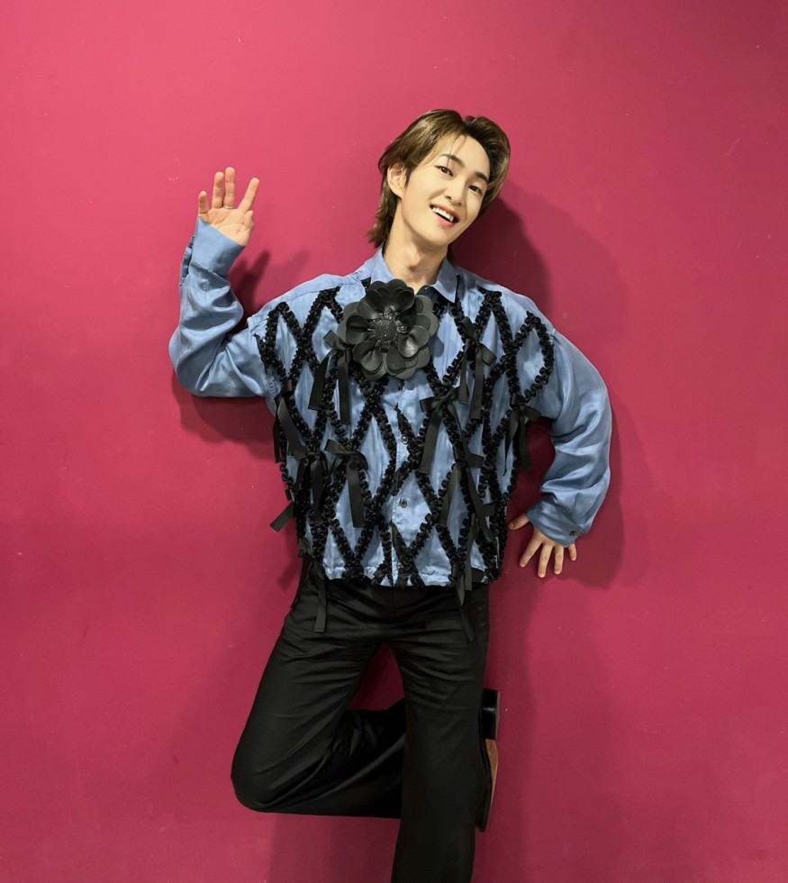 Onew, first solo album topping the album chart
