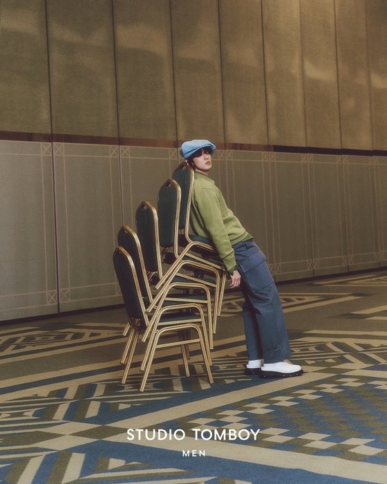 Jannabi Choi Jung-hoon, the standard boyfriend look... Lazy eyes, unique pose