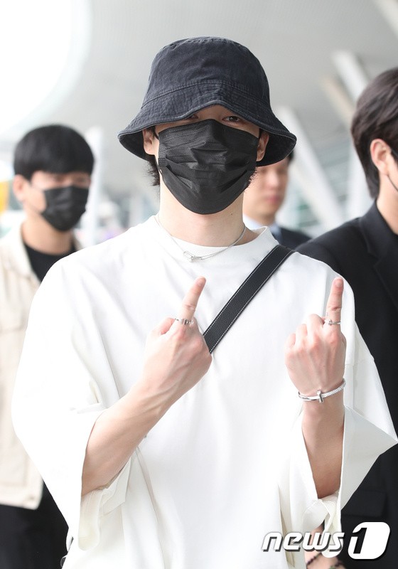 Jimin, Tiffany & Co. Departure to the US to attend the flagship 'Landmark' opening event