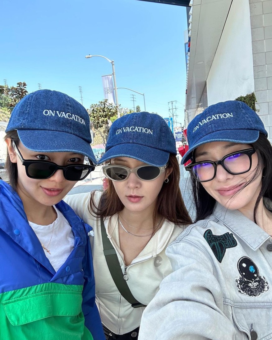 'Girls' Generation Forever'... Sooyoung X Yuri X Tiffany, a friendship that goes on vacation