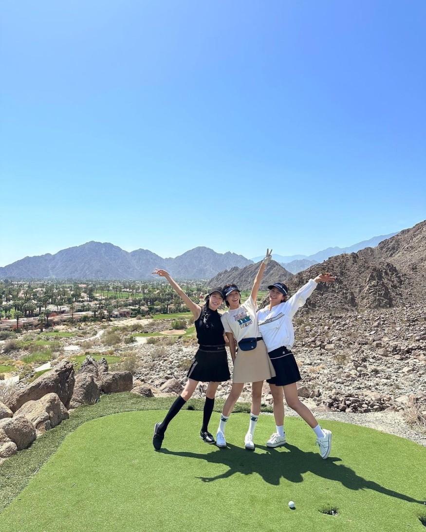 'Girls' Generation Forever'... Sooyoung X Yuri X Tiffany, a friendship that goes on vacation