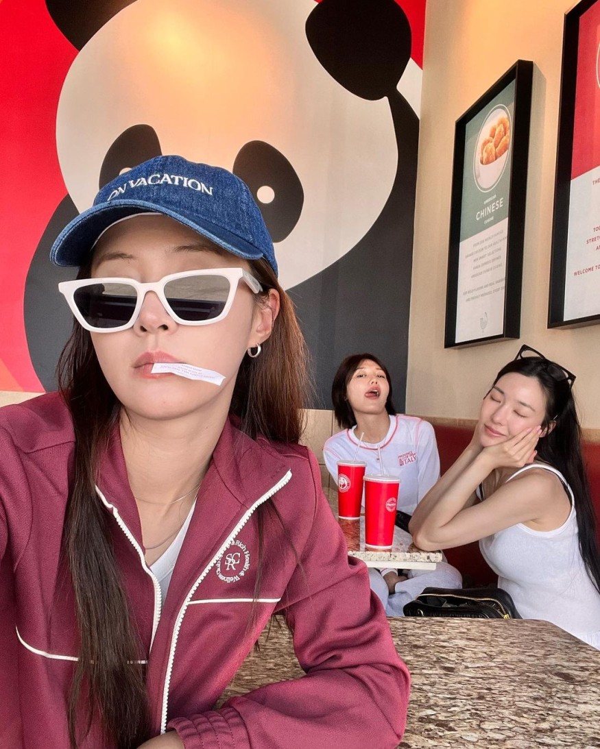 'Girls' Generation Forever'... Sooyoung X Yuri X Tiffany, a friendship that goes on vacation
