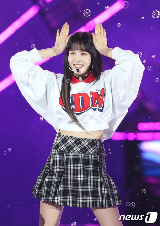 STAYC, a fresh fairy