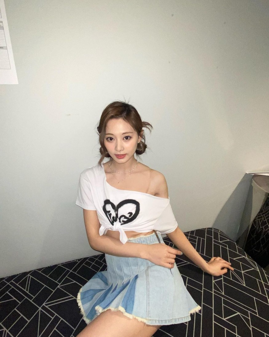 TWICE Tzuyu, exposure without hesitation... slender body