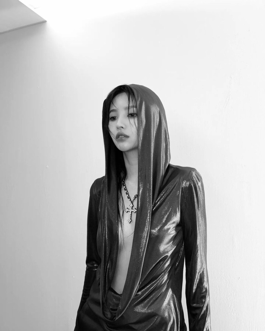 (G)I-DLE Jeon So-yeon, sexy fashion