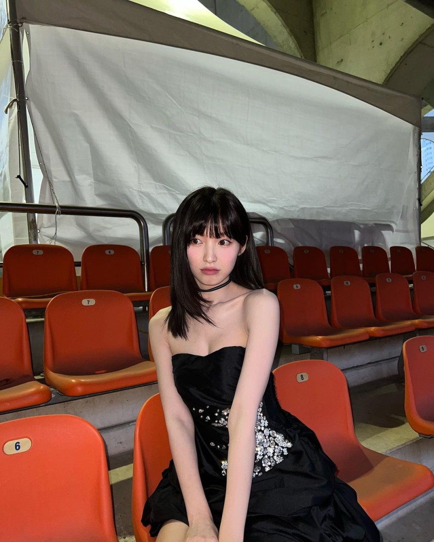 OH MY GIRL Arin, perfect visual captivating both innocence and sexy