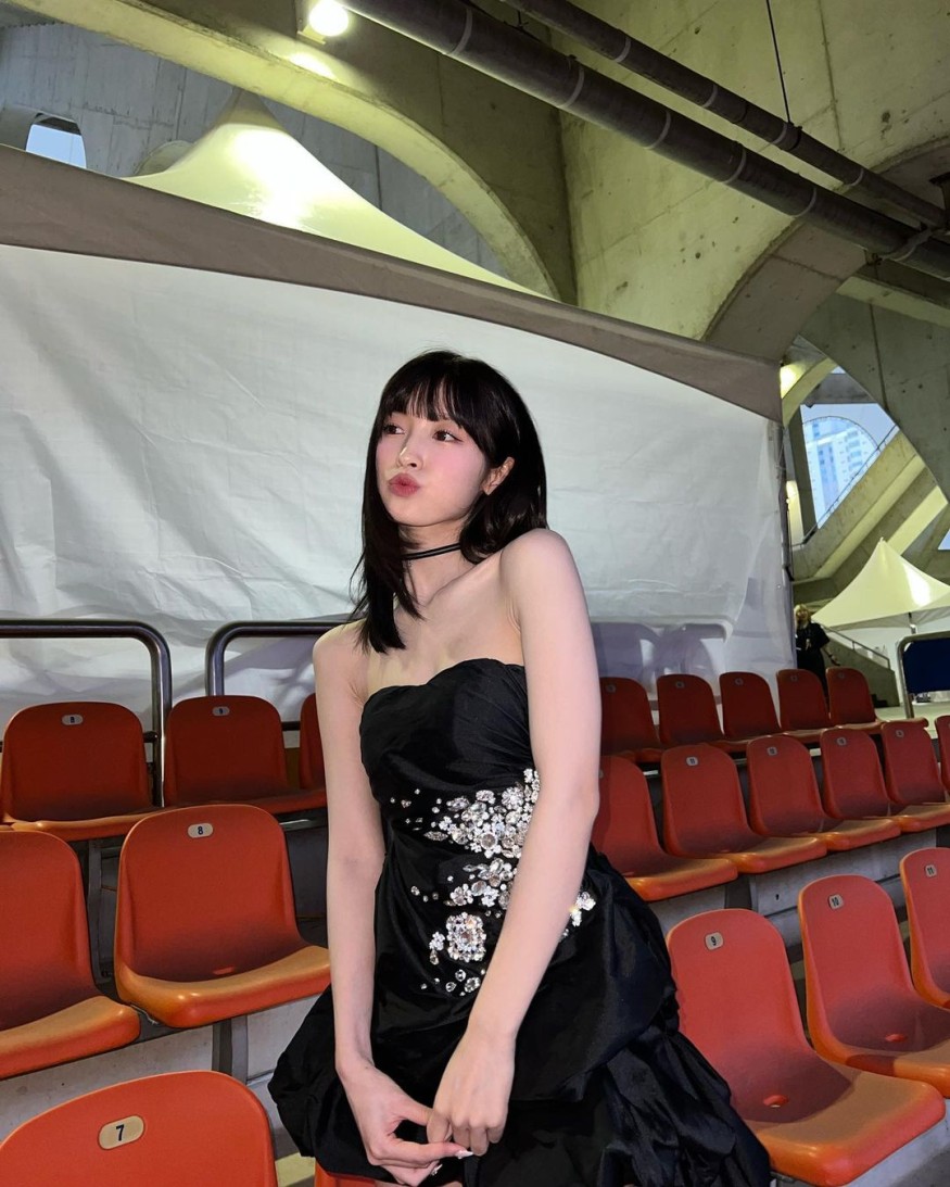 OH MY GIRL Arin, perfect visual captivating both innocence and sexy