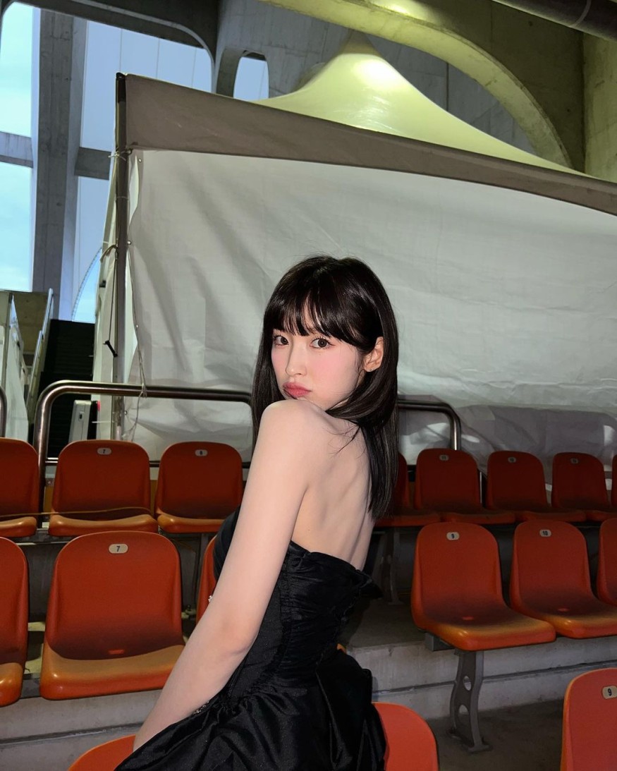 OH MY GIRL Arin, perfect visual captivating both innocence and sexy