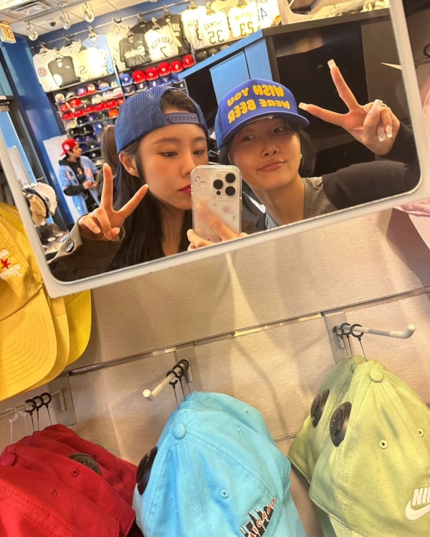 Hwasa, you look like a local American... sexy even without exposure