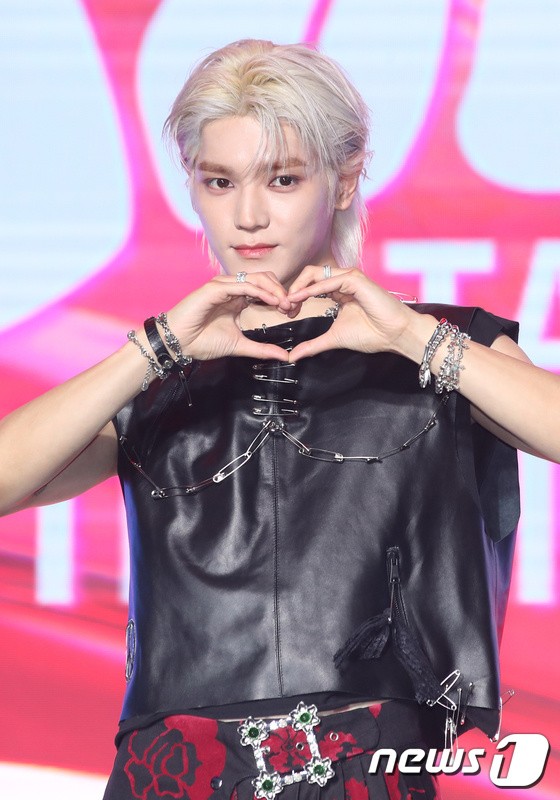 NCT Taeyong, solo sortie