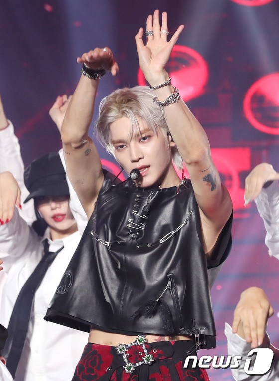 NCT Taeyong, solo sortie