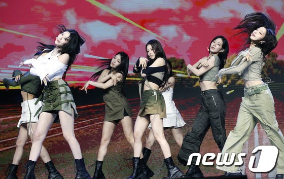 fromis_9, 1st full album after 5 years of debut