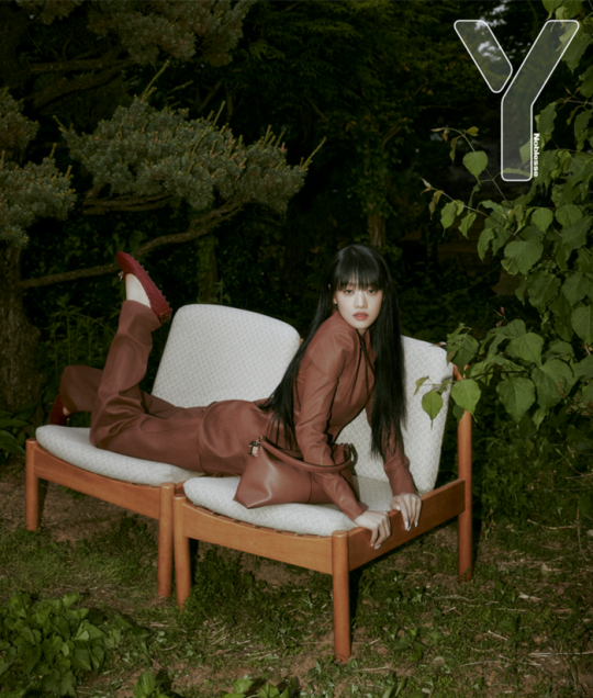 (G)I-DLE Minnie, unconventional mesh dress