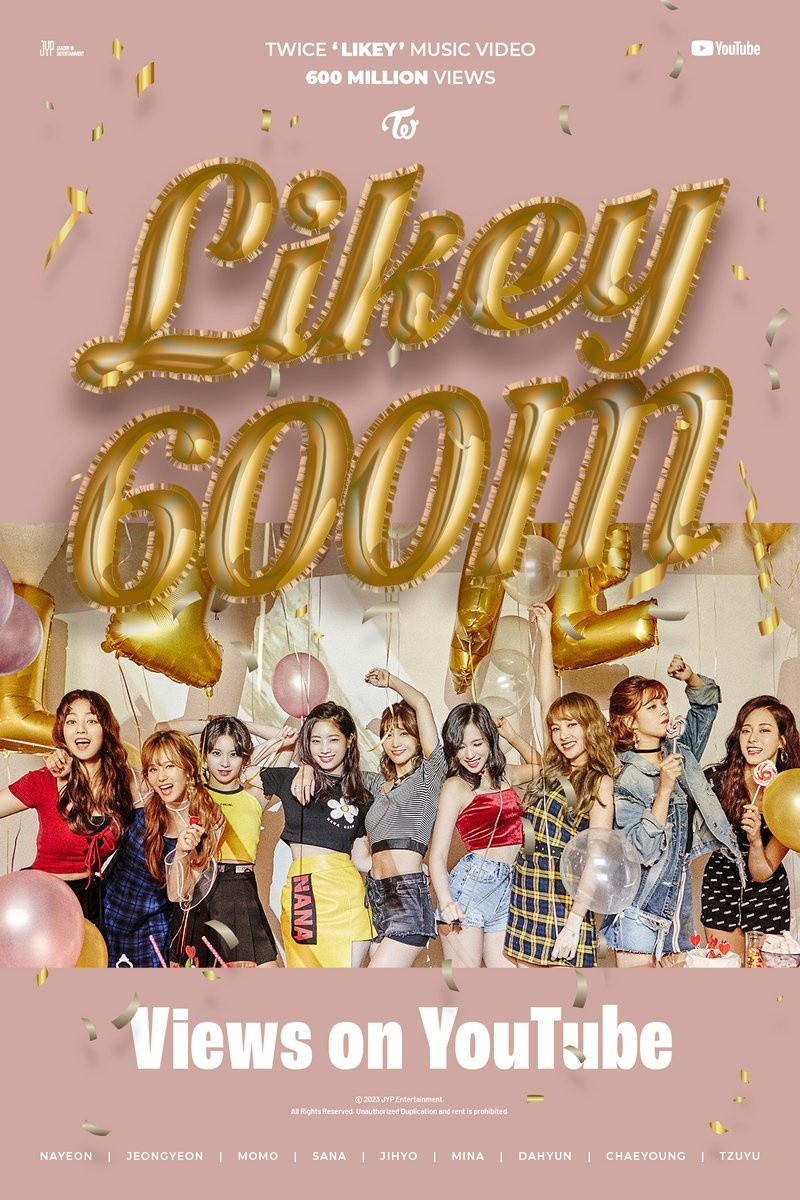 TWICE, the first ever female group to perform at Sophie Stadium in the US... 50,000 fans
