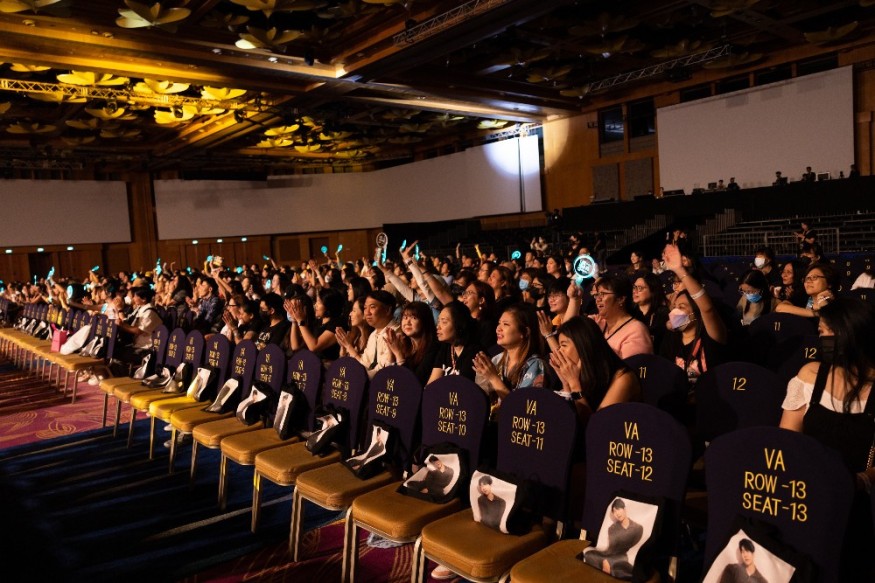 Exclusive Photos From Lee Seung-gi’s “The Dreamer’s Dream - Chapter 2” Soundcheck Party In Singapore
