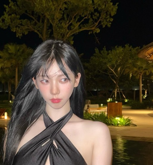 Karina reveals bikini self... 'Surprised' to the backside