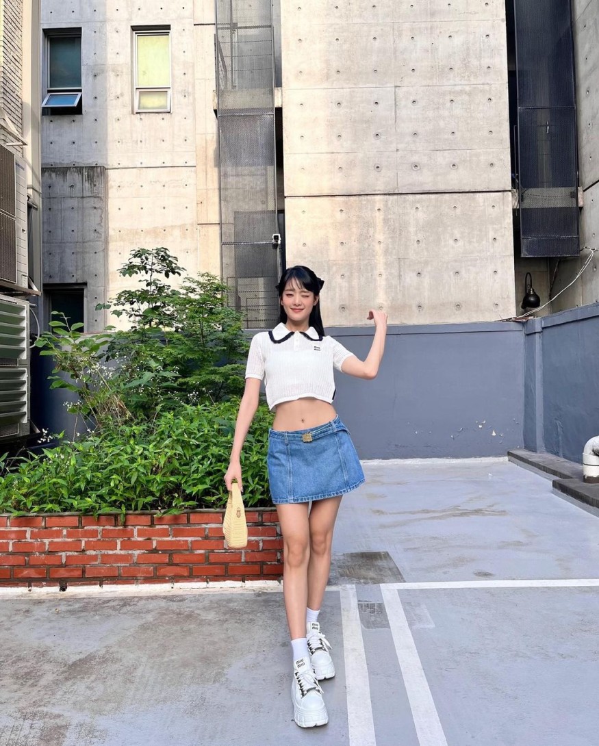 Minnie, just one see-through… Unstoppable ‘Queen Car’