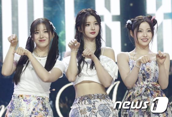 J.Y. Park joined hands with NMIXX… Aiming for 'Summer Queen' with Mix Pop
