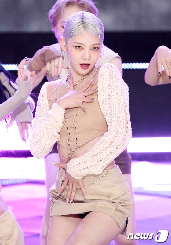 Everglow, intense stage