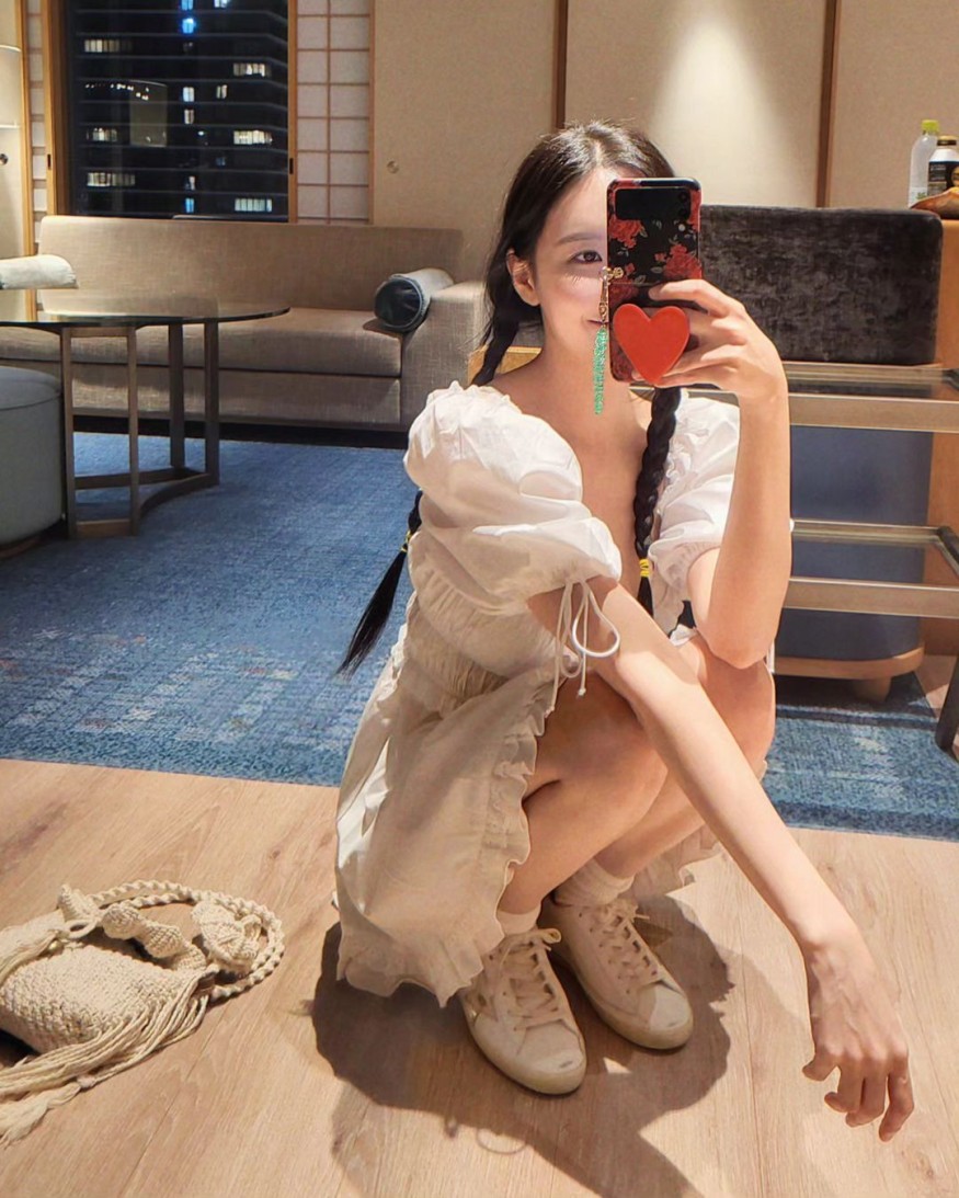 Sunmi, shining legs + always scars… true pro