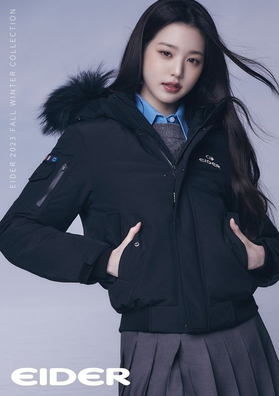 Wonyoung, only the face is visible in the outdoor pictorial... unrivaled visual