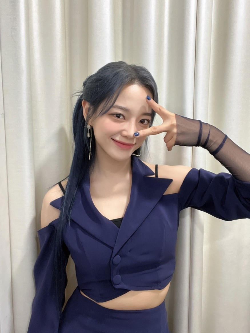 KIM SEJEONG, 'Top or Cliff' moving version choreography video released... deep eyes