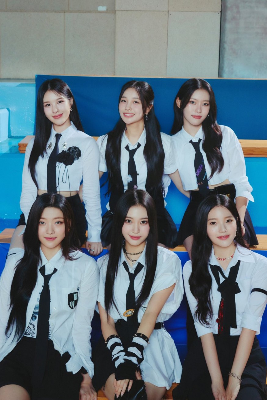Weeekly in the black and white forest, surprise comeback spoiler video released