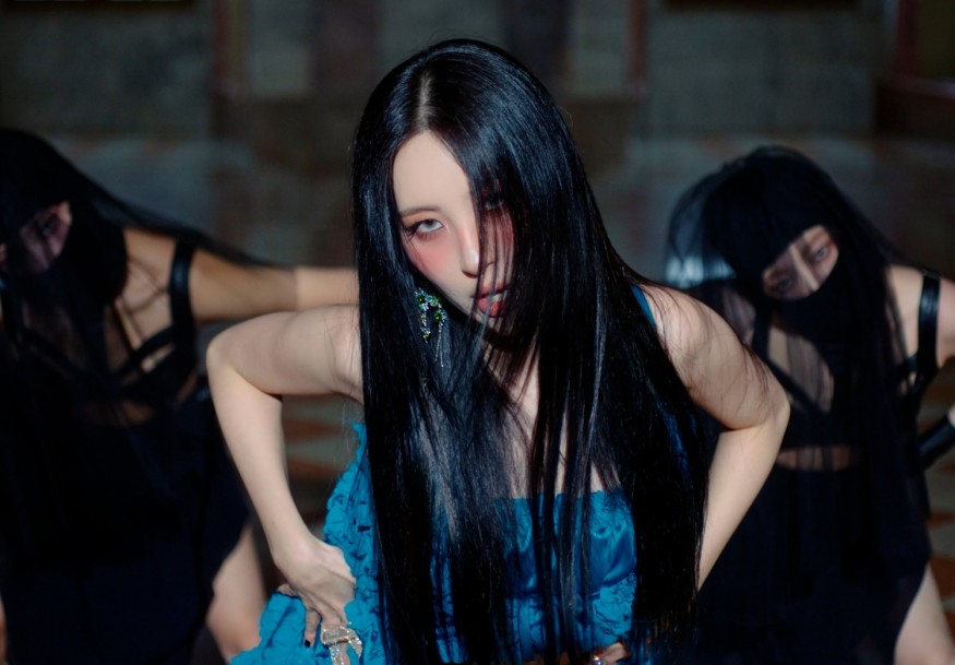SUNMI ‘STRANGER’ MV shorts film released… Unconventional concept notice