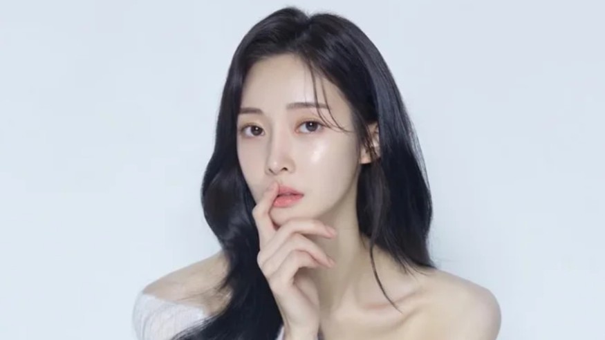 Areum Accused of Faking Attempt to Take Own Life + Extorting Money From Fans