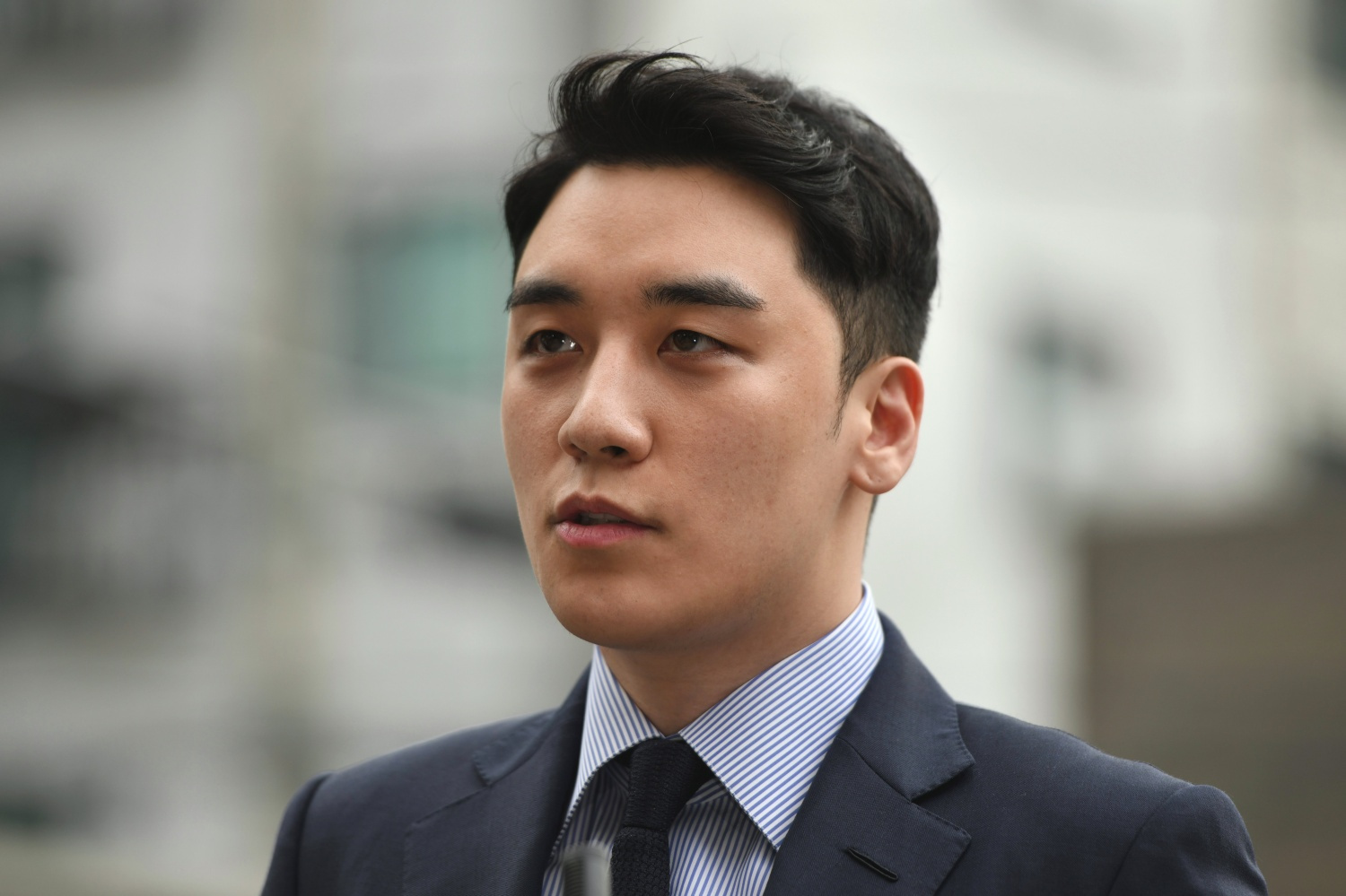 BIGBANG’s Seungri Returns to Seoul After Burning Sun Scandal, Spotted in Gangnam Bar